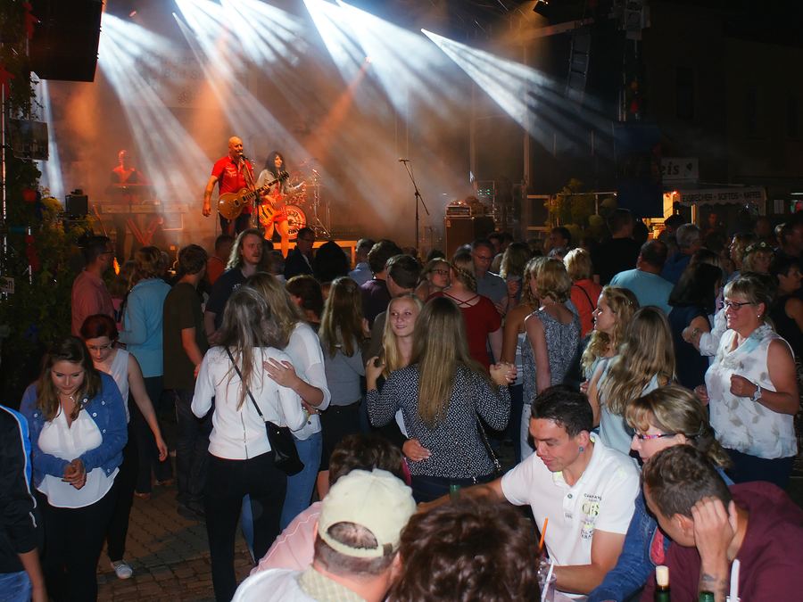 COCO-BAND bei Stadt- & Sommerfeste – Bad Sulza 2016