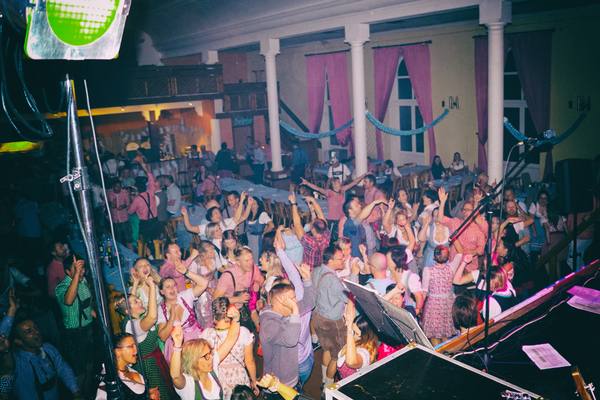 COCO-BAND live – Oktoberfest Ritterhof 2019